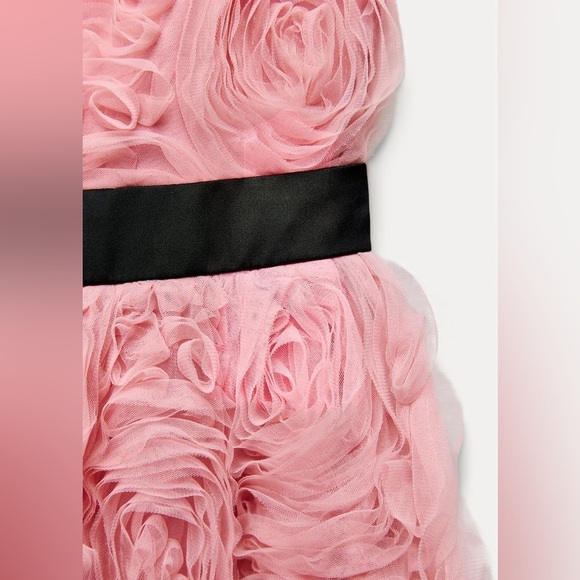 🌹NWT. Zara Pink Textured Floral Mini Dress. Size S. - Picture 6 of 10
